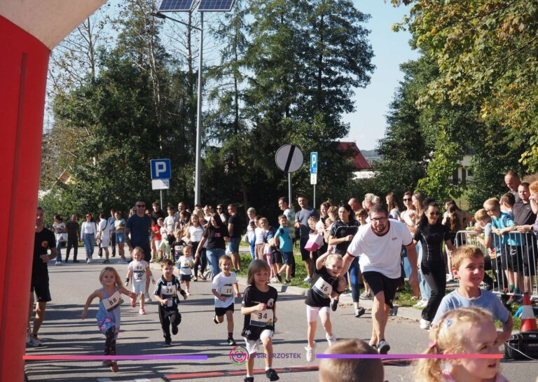 IX BIEG ULICZNY W BRZOSTKU – SPORTOWE EMOCJE, RYWALIZACJA I ŚWIETNA ATMOSFERA